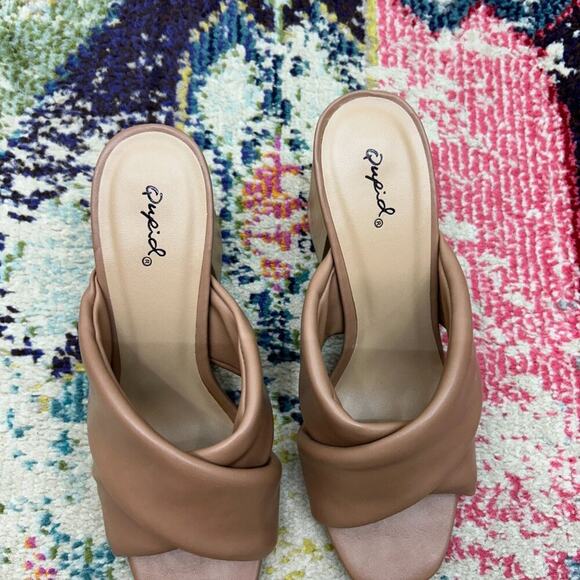 Qupid Brown Faux Leather Minimalist Crossover Heeled Sandal Heels 9 - Picture 3 of 8